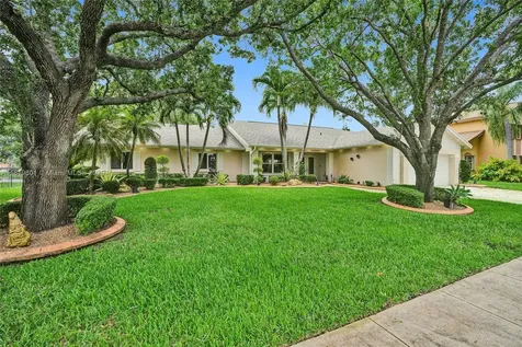 411 NW 201st Avenue Pembroke Pines FL 33029