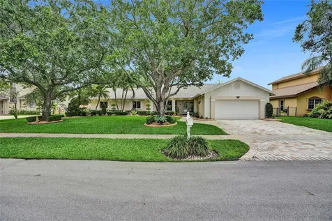 411 NW 201st Avenue Pembroke Pines FL 33029