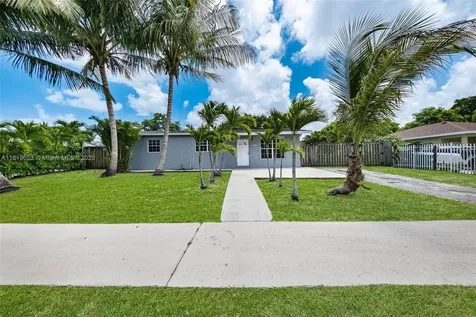 1300 NE 210th Terrace Miami FL 33179