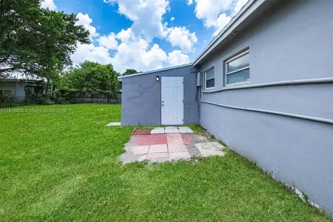 1300 NE 210th Terrace Miami FL 33179