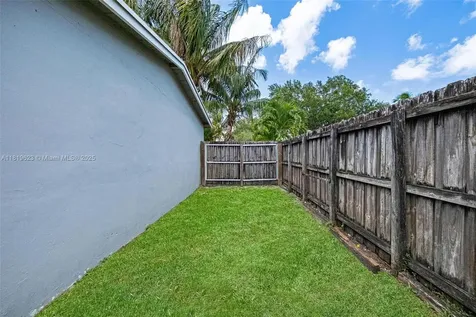 1300 NE 210th Terrace Miami FL 33179