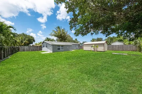 1300 NE 210th Terrace Miami FL 33179