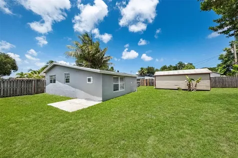 1300 NE 210th Terrace Miami FL 33179