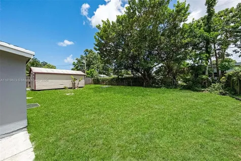1300 NE 210th Terrace Miami FL 33179