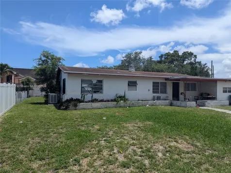950 NE 172nd Street Miami FL 33162