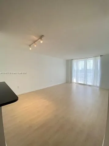 2775 NE 187th Street Aventura FL 33180