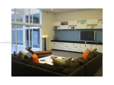 2775 NE 187th Street Aventura FL 33180