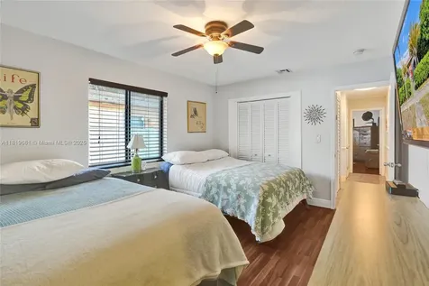 1911 Dewey Street Hollywood FL 33020