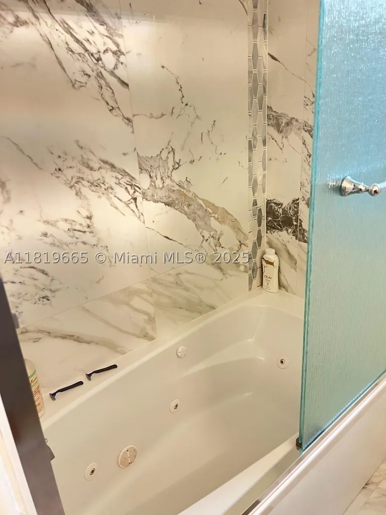 1120 Papaya Street Hollywood FL 33019