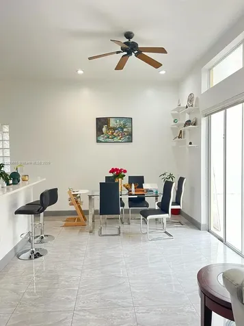 1120 Papaya Street Hollywood FL 33019