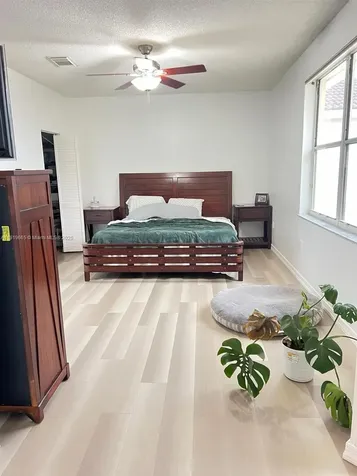 1120 Papaya Street Hollywood FL 33019