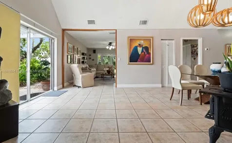 7211 SW 100th Court Miami FL 33173