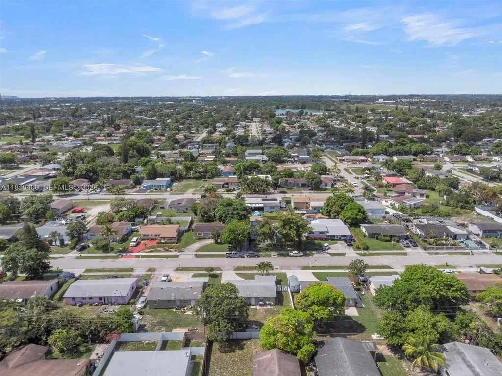 2771 NW 25th Street Fort Lauderdale FL 33311