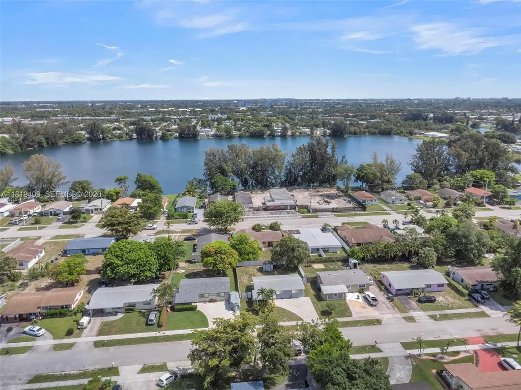 2771 NW 25th Street Fort Lauderdale FL 33311