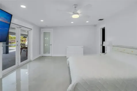 8500 NW 174th Street Hialeah FL 33015