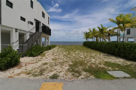 94825 Overseas Highway #35 Key Largo FL 33037