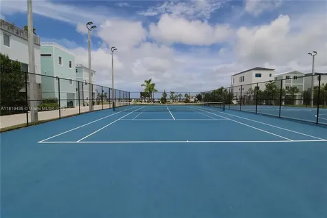 94825 Overseas Highway #35 Key Largo FL 33037