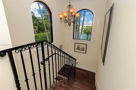 6535 Allison Road Miami Beach FL 33141