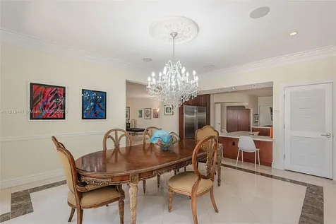 6535 Allison Road Miami Beach FL 33141