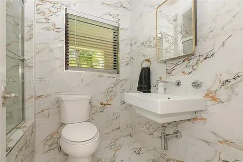 6535 Allison Road Miami Beach FL 33141
