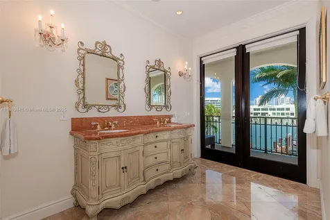 6535 Allison Road Miami Beach FL 33141
