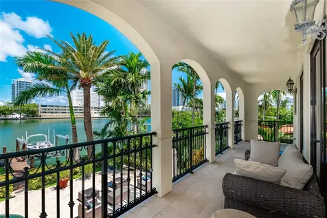 6535 Allison Road Miami Beach FL 33141