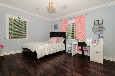 6535 Allison Road Miami Beach FL 33141