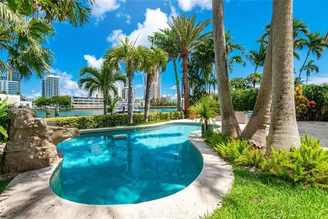 6535 Allison Road Miami Beach FL 33141