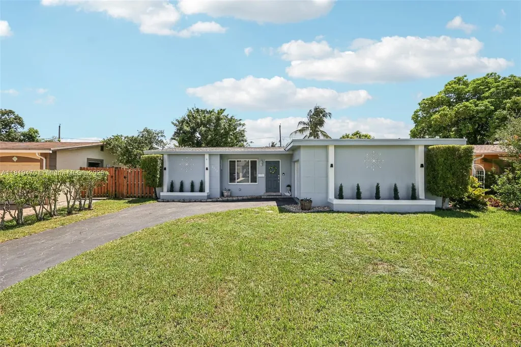 2375 NW 81st Avenue Sunrise FL 33322