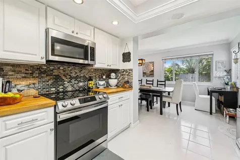 2375 NW 81st Avenue Sunrise FL 33322