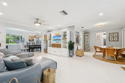 2375 NW 81st Avenue Sunrise FL 33322