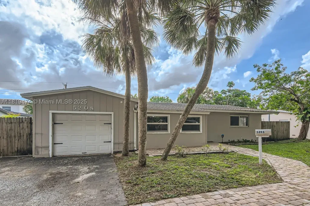 5208 SW 91st Terrace Cooper City FL 33328