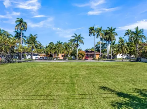 1310 Polk Street Hollywood FL 33019
