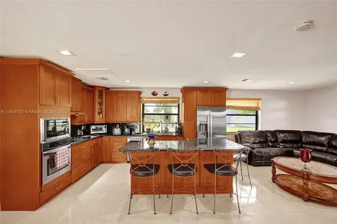 5435 SW 99th Court Miami FL 33165
