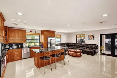 5435 SW 99th Court Miami FL 33165