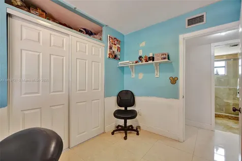 5435 SW 99th Court Miami FL 33165