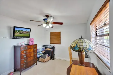 5435 SW 99th Court Miami FL 33165