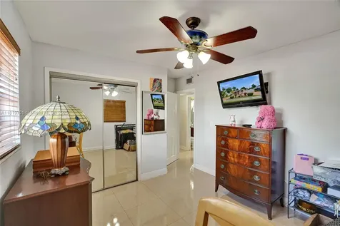 5435 SW 99th Court Miami FL 33165