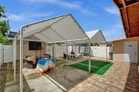 5435 SW 99th Court Miami FL 33165
