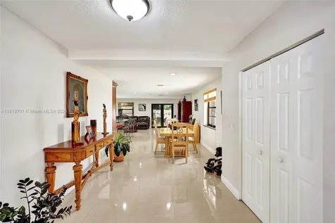 5435 SW 99th Court Miami FL 33165