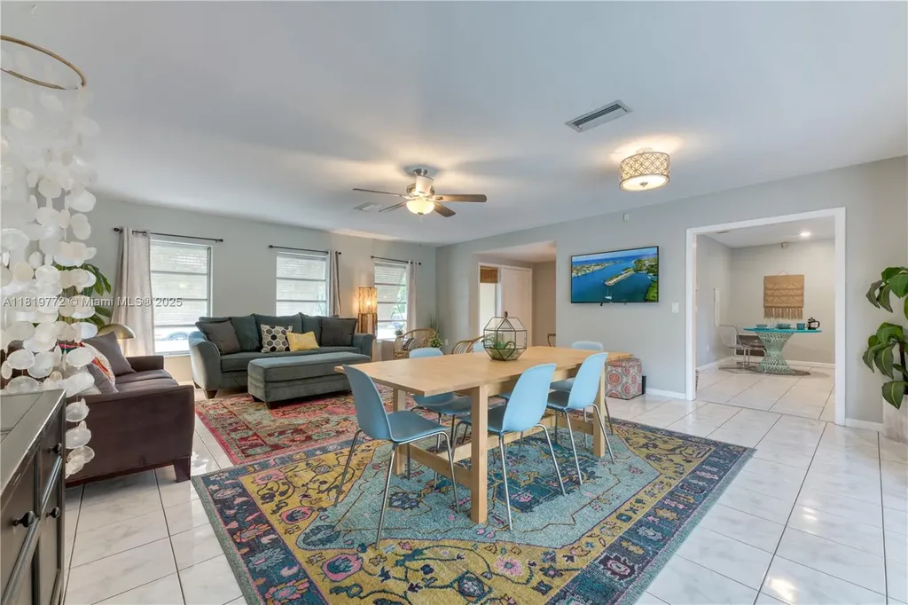 1122 S N Street Lake Worth FL 33460