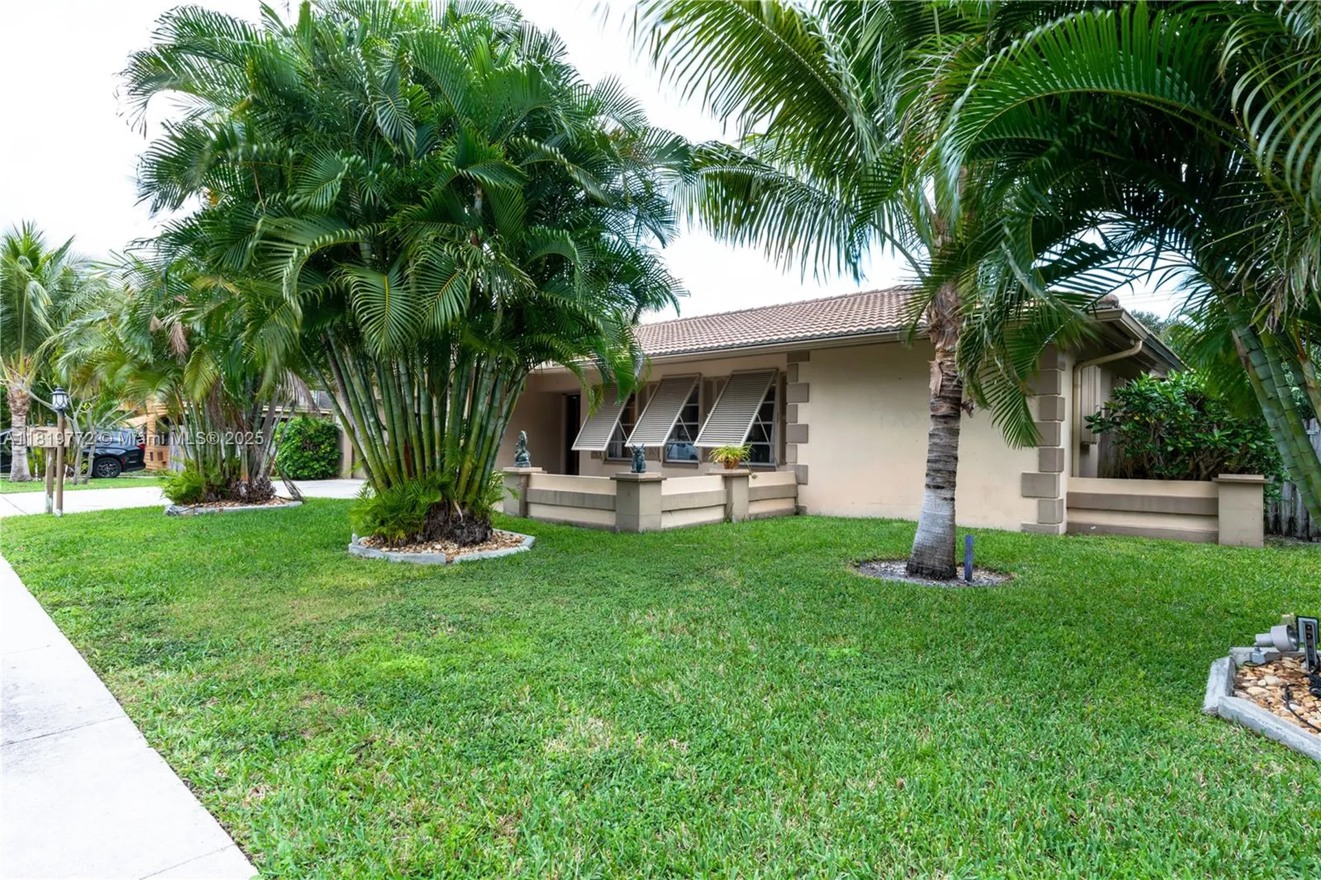 1122 S N Street Lake Worth FL 33460