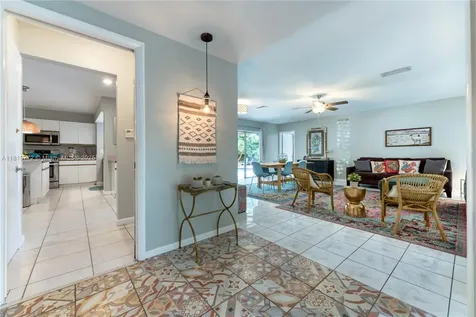 1122 S N Street Lake Worth FL 33460