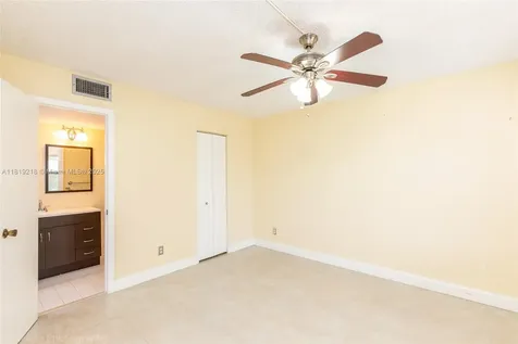 10624 NW 10th Street Pembroke Pines FL 33026