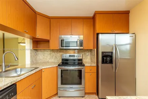 10624 NW 10th Street Pembroke Pines FL 33026