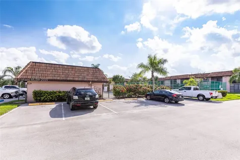 10624 NW 10th Street Pembroke Pines FL 33026