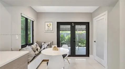 1207 Cordova Road Fort Lauderdale FL 33316