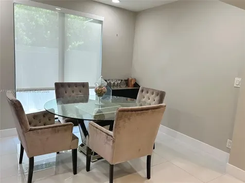 1207 Cordova Road Fort Lauderdale FL 33316