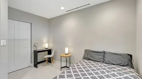 1207 Cordova Road Fort Lauderdale FL 33316
