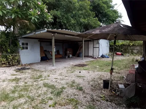 622 NE 11th Street Homestead FL 33030